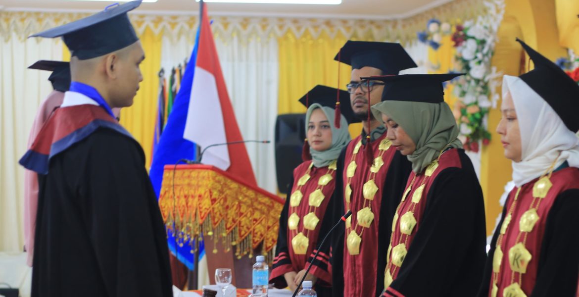 Wisuda Politeknik Kutaraja